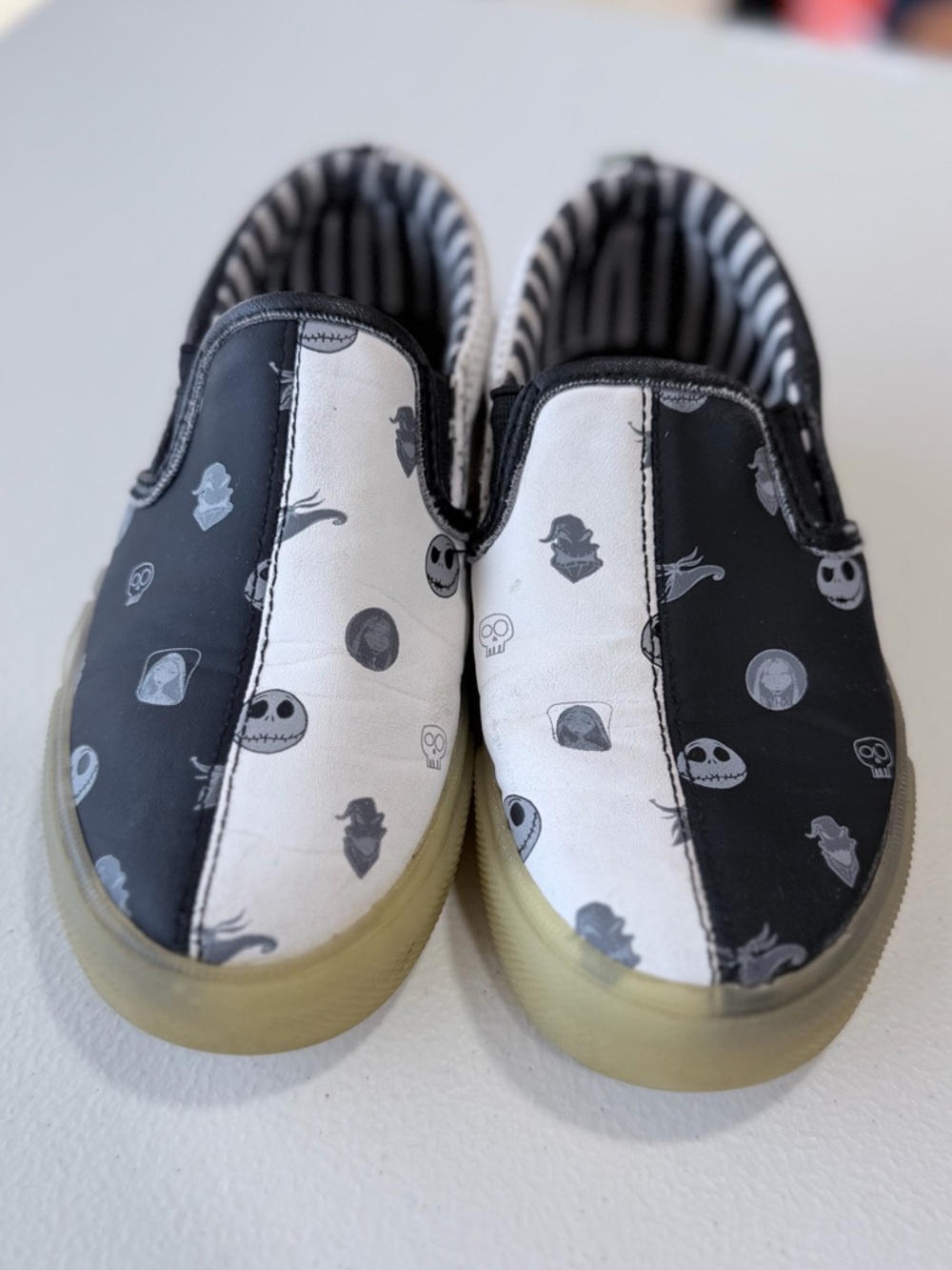 Ground Up Nightmare Before Christmas Slip-On Glow In The Dark Shoes – Size 13Y
